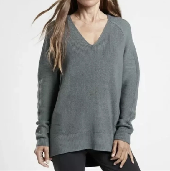 Athleta Hanover Ribbed V-Neck Wool Blend Sweater Medium Gray Mist 159164 EUC - Picture 7 of 10
